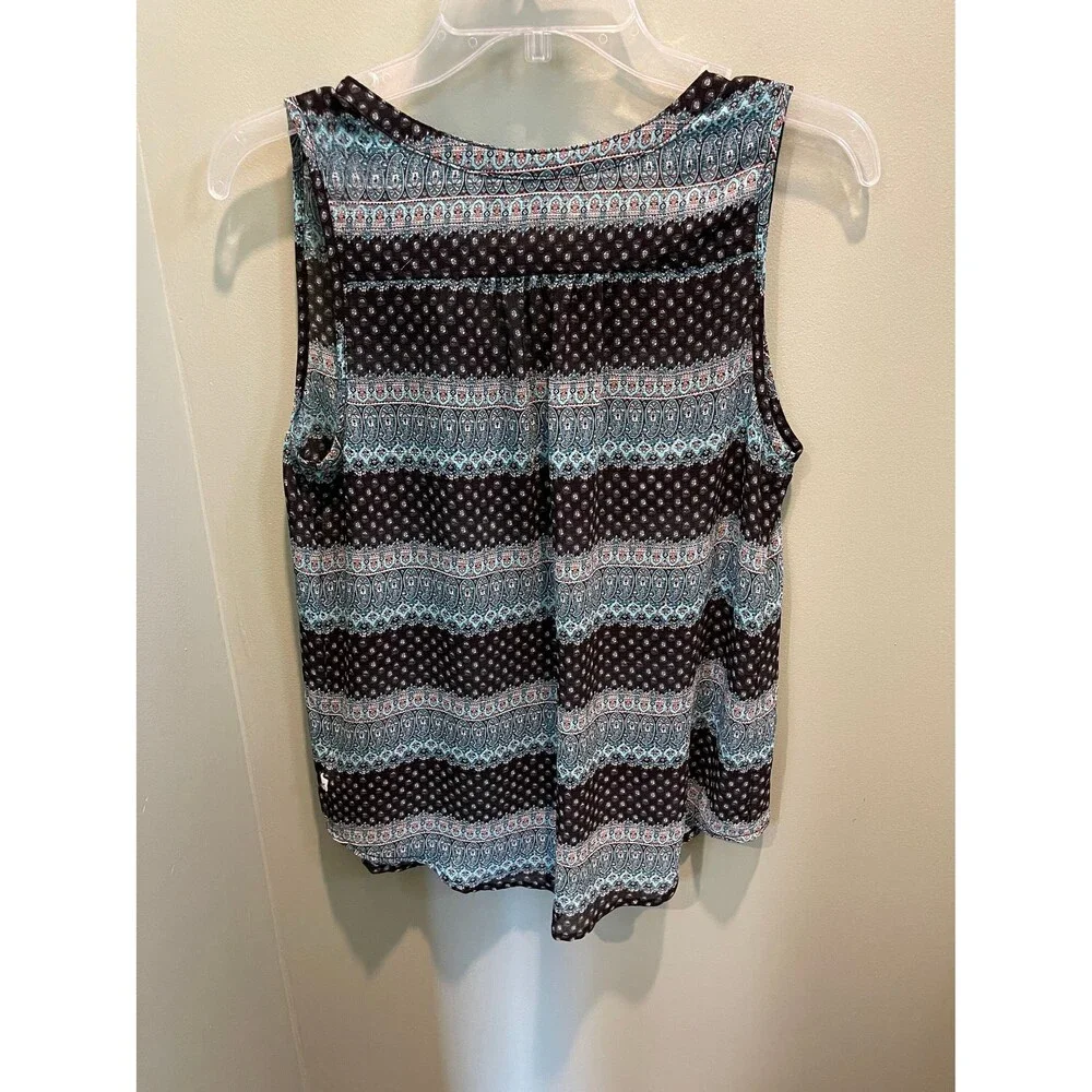 American Eagle Outfitters sleeveless top. Size S/P